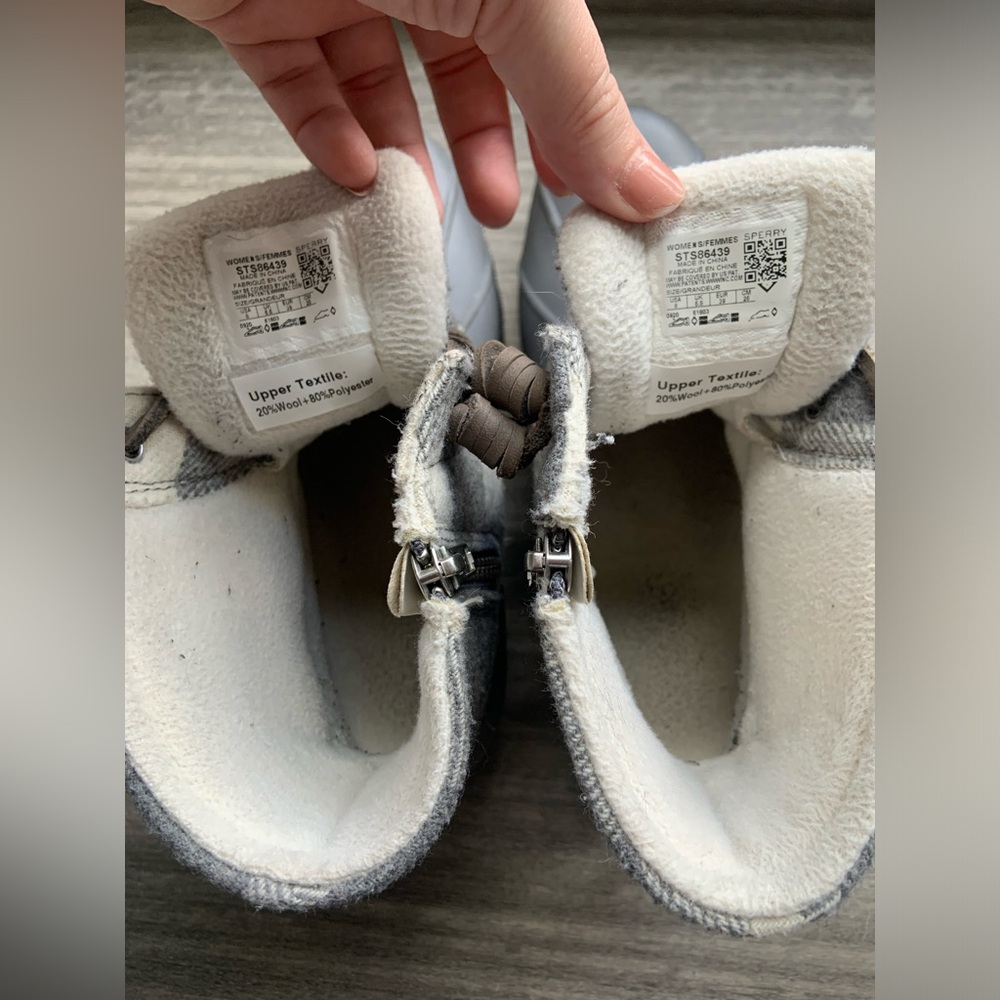Sperry Grey Plaid Winter Booties - Picture 8 of 13